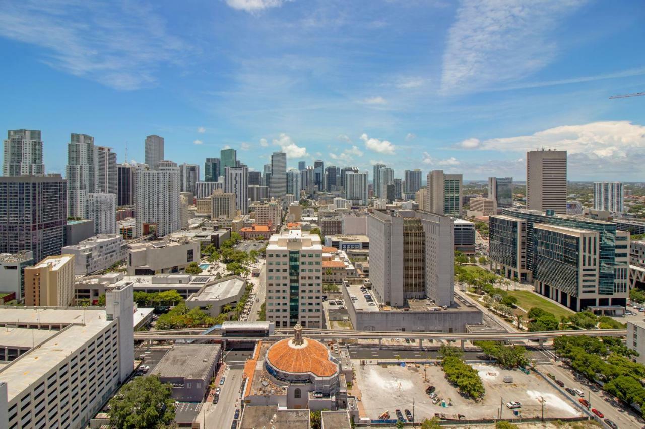 Mint House Downtown Miami Aparthotel Exteriör bild