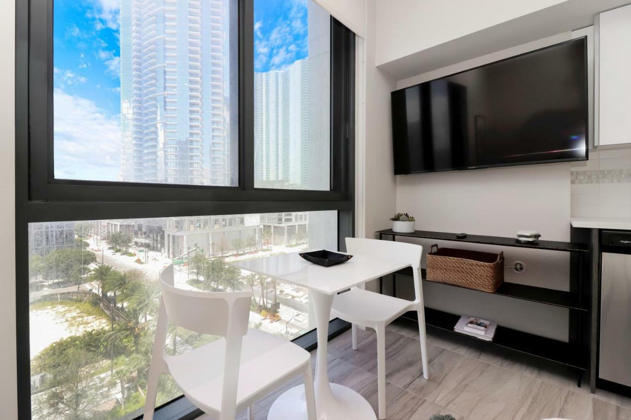 Mint House Downtown Miami Aparthotel Exteriör bild